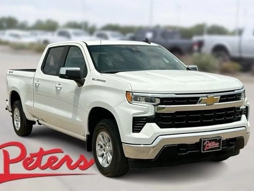 2023 Chevrolet Silverado 1500 LT photo 1