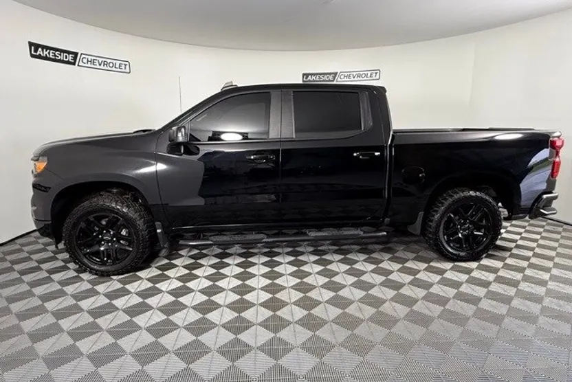 2022 Chevrolet Silverado 1500 Custom photo 1