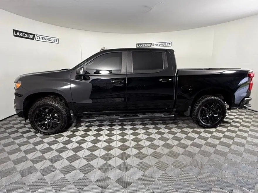 2022 Chevrolet Silverado 1500 Custom photo 1