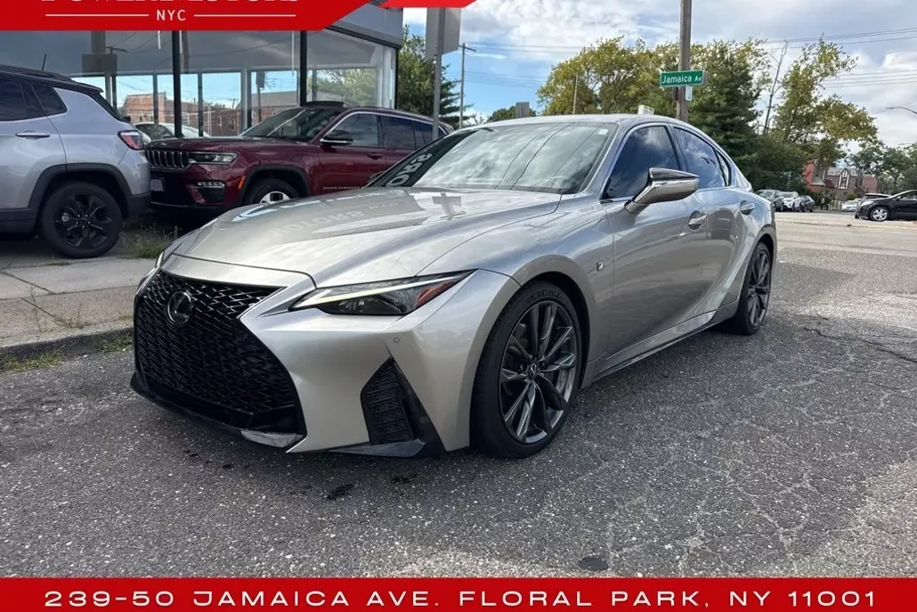 2022 Lexus IS F SPORT photo 1