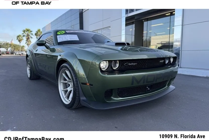 2023 Dodge Challenger R/T Scat Pack photo 1