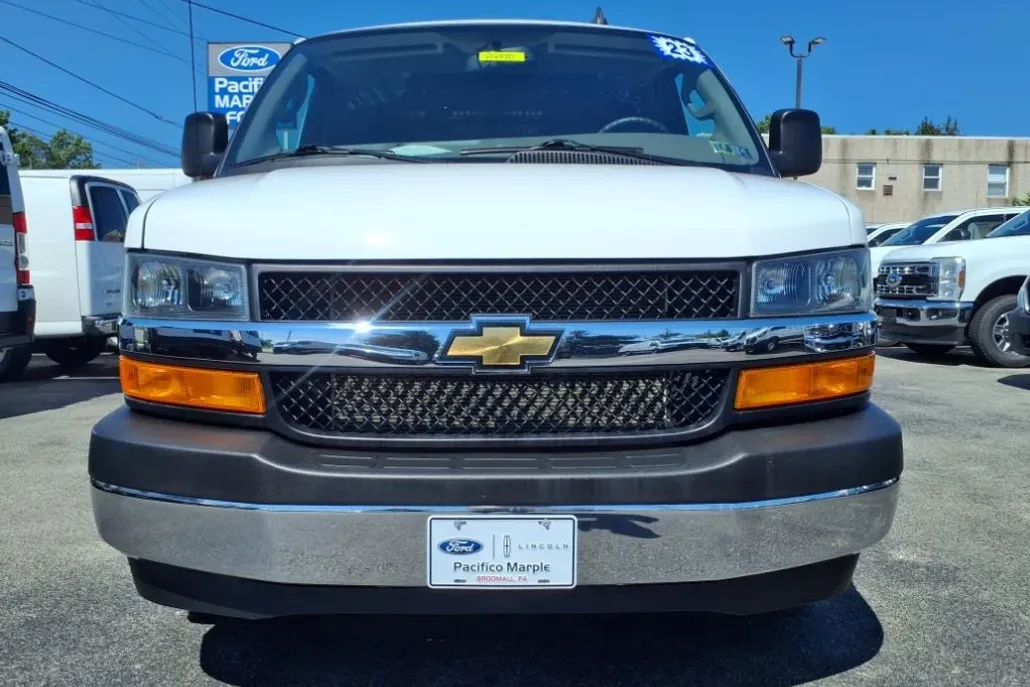 2023 Chevrolet Express 2500 Work Van photo 1