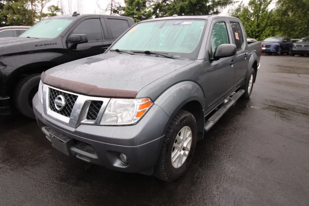 2017 Nissan Frontier SV photo 1
