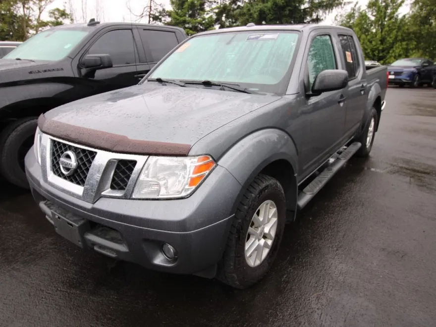 2017 Nissan Frontier SV photo 1