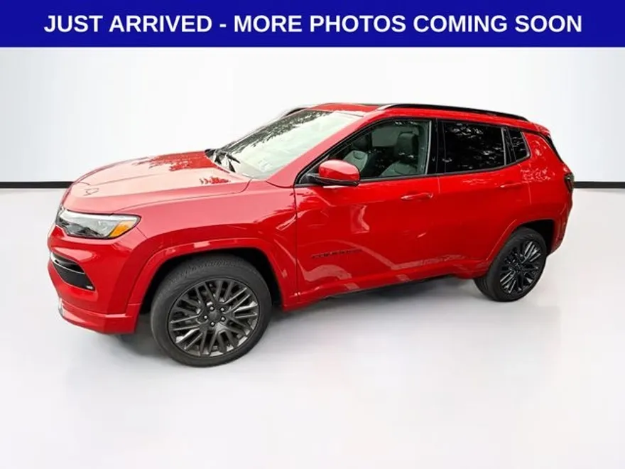 2022 Jeep Compass Limited photo 1