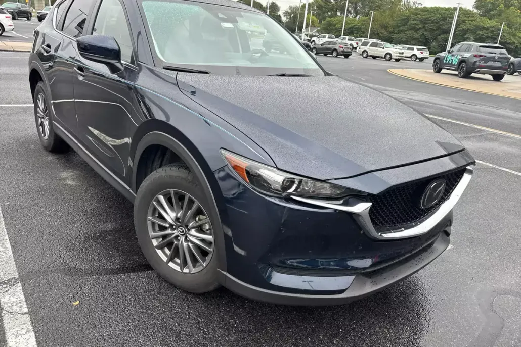 2021 Mazda CX-5 Touring photo 1