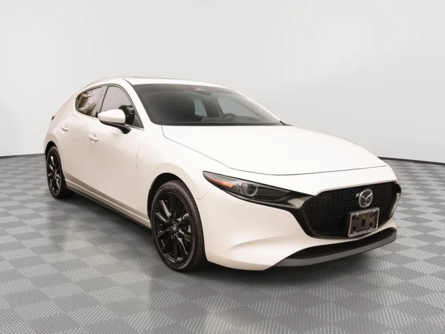 2025 Mazda Mazda3 Hatchback 2.5 s Premium photo 1