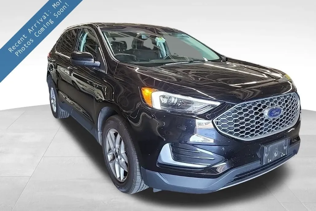 2023 Ford Edge SEL photo 1