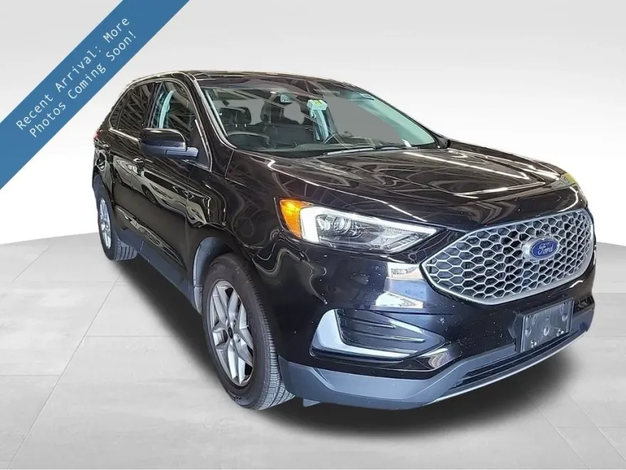 2023 Ford Edge SEL photo 1
