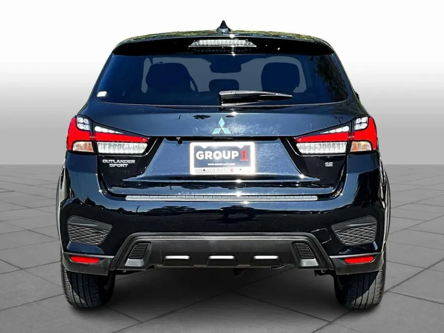 2022 Mitsubishi Outlander Sport SE photo 1