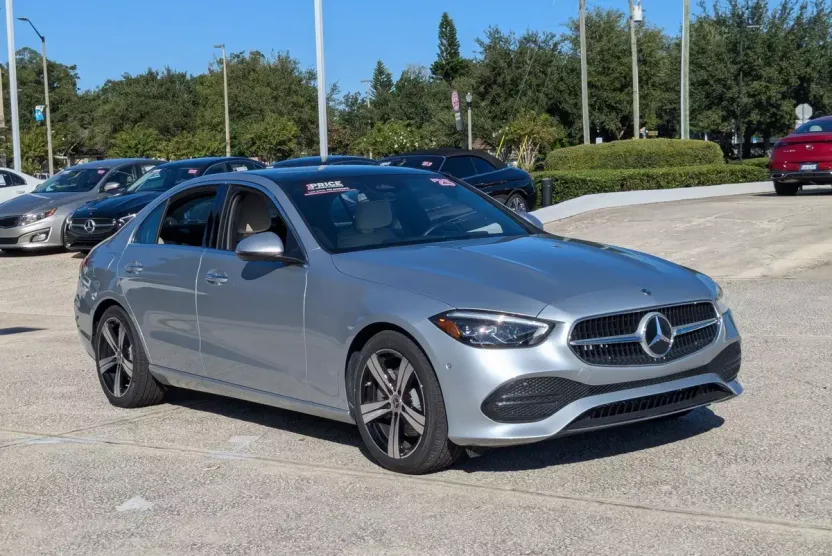 2025 Mercedes Benz C 300 Sedan photo 1