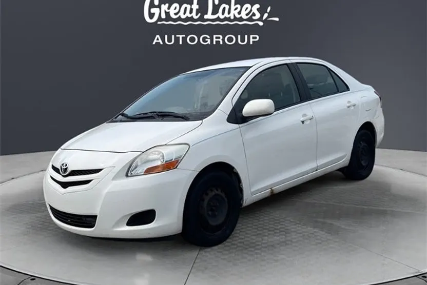 2007 Toyota Yaris Base photo 1