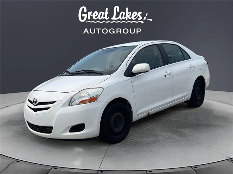 2007 Toyota Yaris Base photo 1