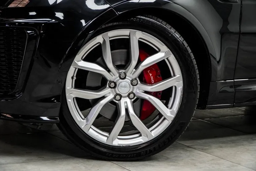 2020 Land Rover Range Rover Sport SuperCharged SVR photo 1