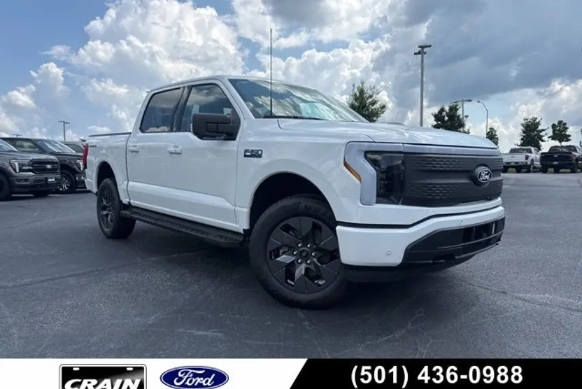 2025 Ford F-150 Lightning photo 1