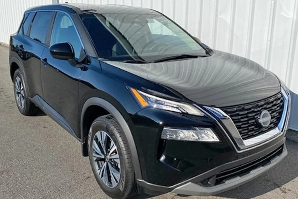 2023 Nissan Rogue SV photo 1