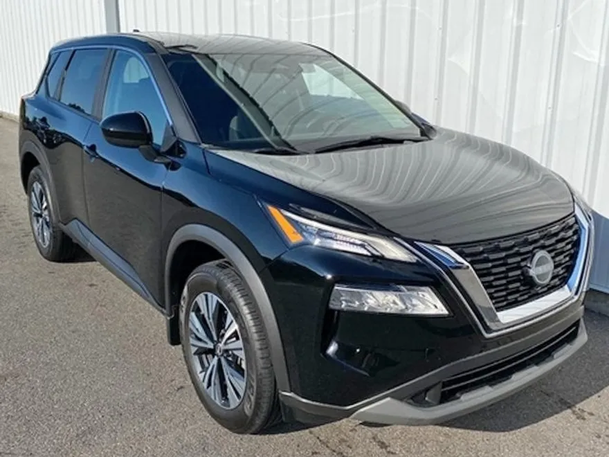2023 Nissan Rogue SV photo 1