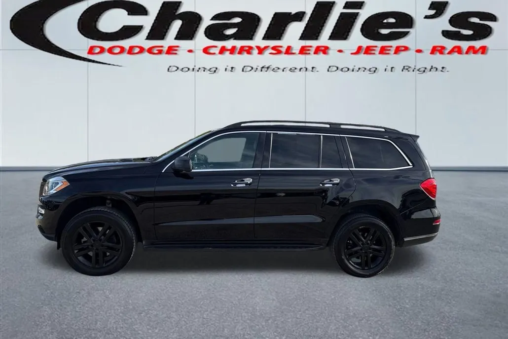 2016 Mercedes Benz GL 350 BlueTEC photo 1