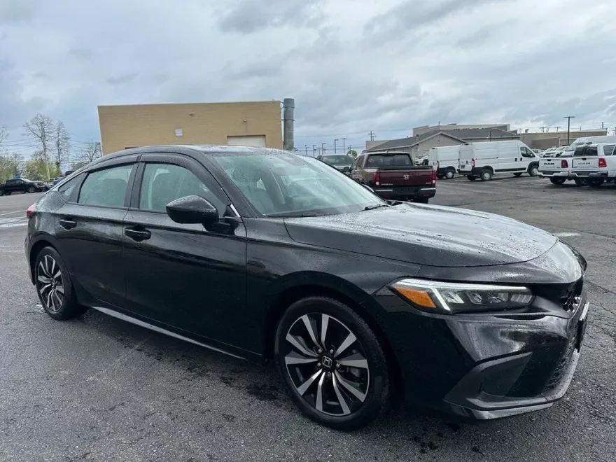 2024 Honda Civic EX-L photo 1