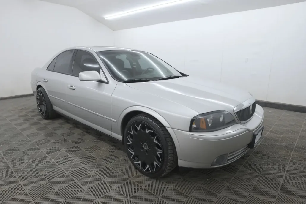 2003 Lincoln LS photo 1