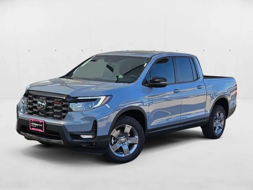2025 Honda Ridgeline TrailSport photo 1