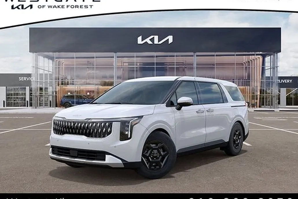 2025 Kia Carnival LXS photo 1