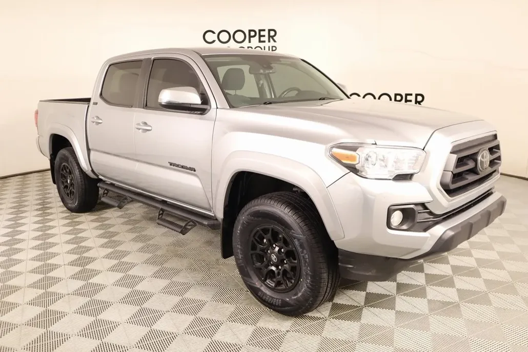 2022 Toyota Tacoma SR5 V6 photo 1