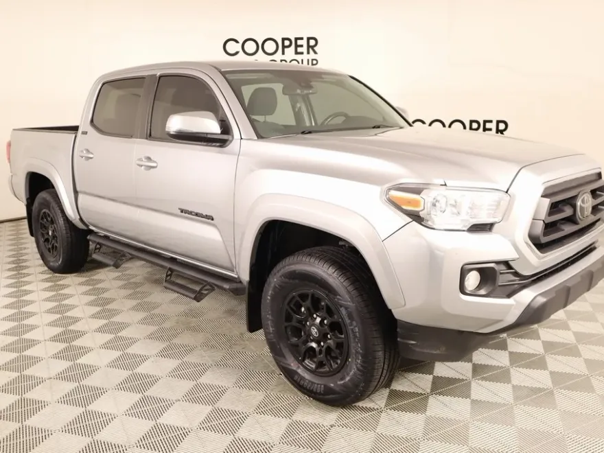 2022 Toyota Tacoma SR5 V6 photo 1