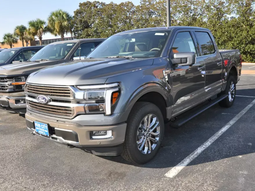 2025 Ford F-150 King Ranch photo 1