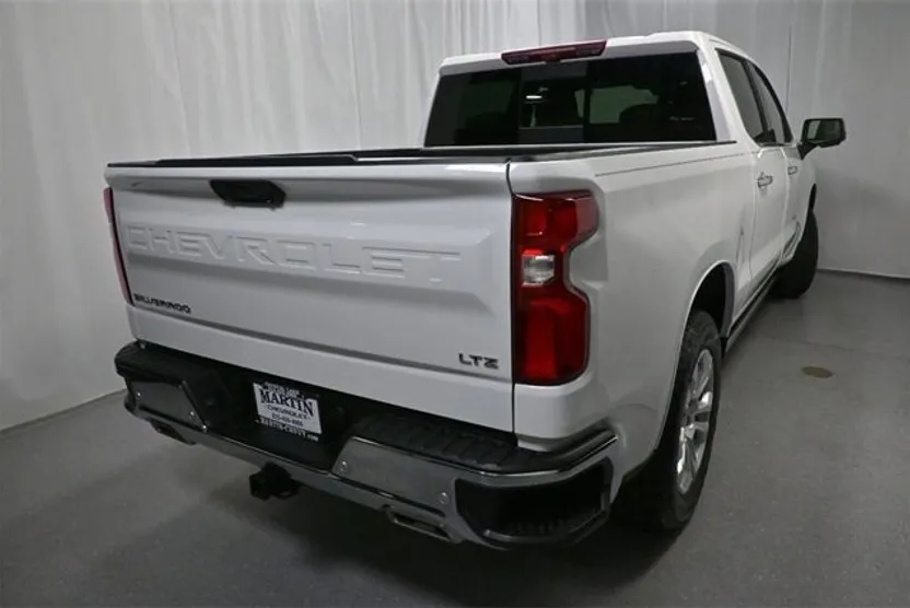 2022 Chevrolet Silverado 1500 LTZ photo 1