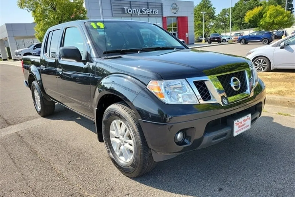 2019 Nissan Frontier SV photo 1