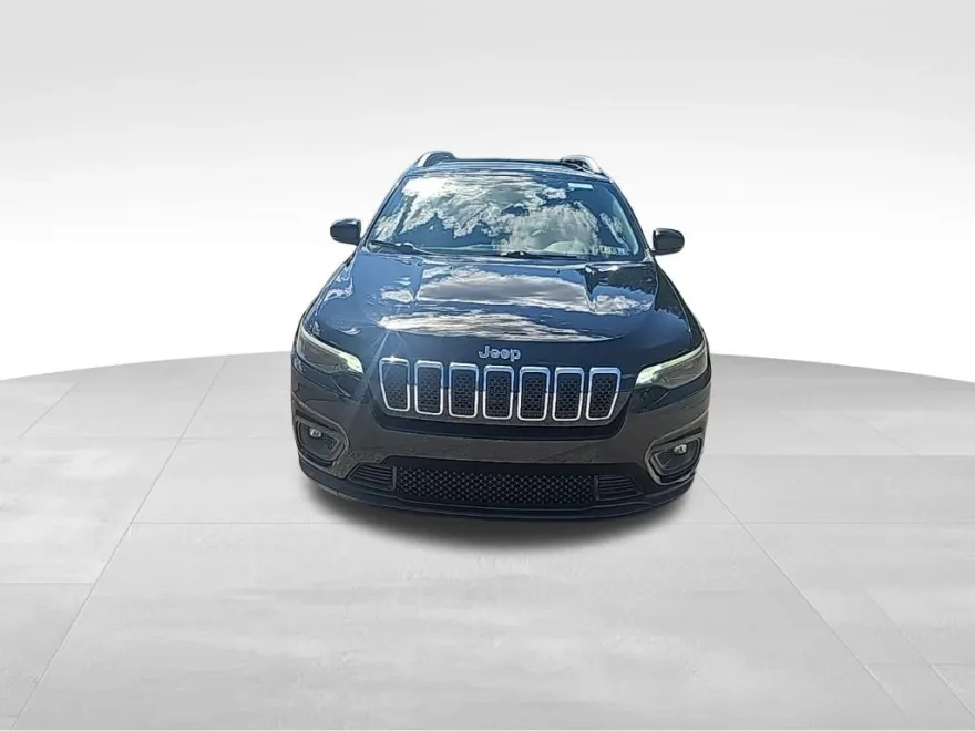 2019 Jeep Cherokee Latitude photo 1