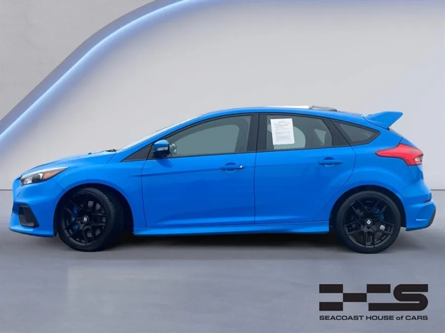 2017 Ford Focus RS photo 1