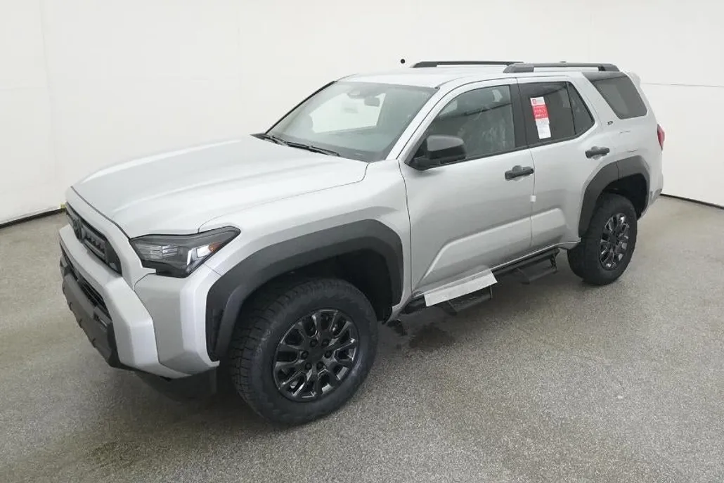2025 Toyota 4Runner SR5 photo 1