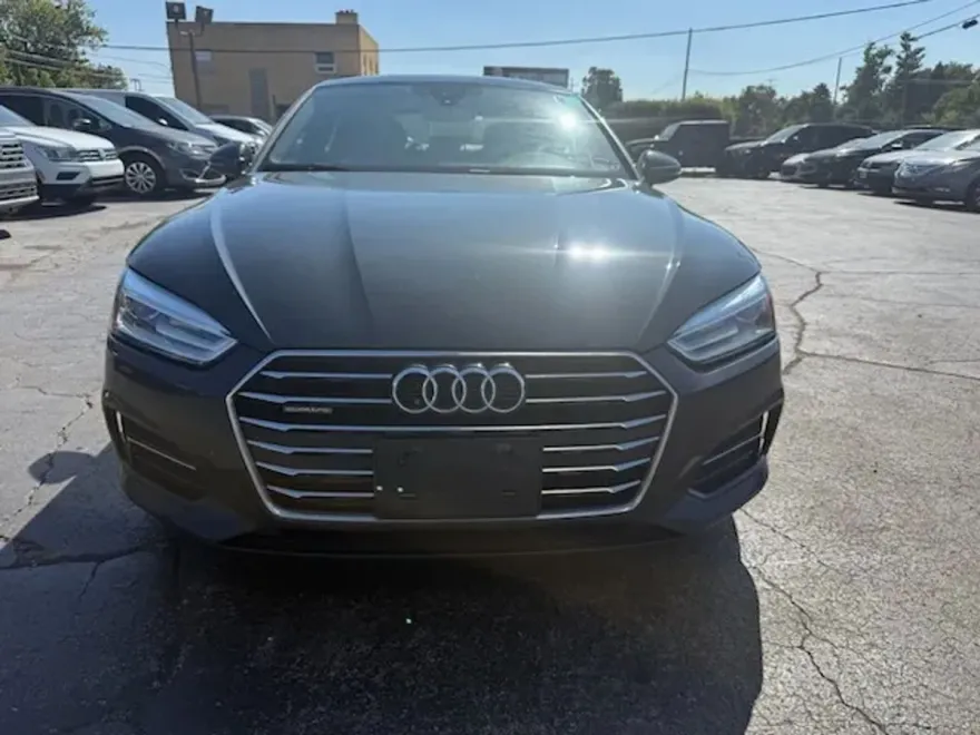 2018 Audi A5 Premium photo 1