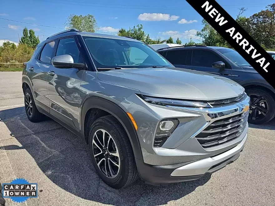 2025 Chevrolet Trailblazer LT photo 1