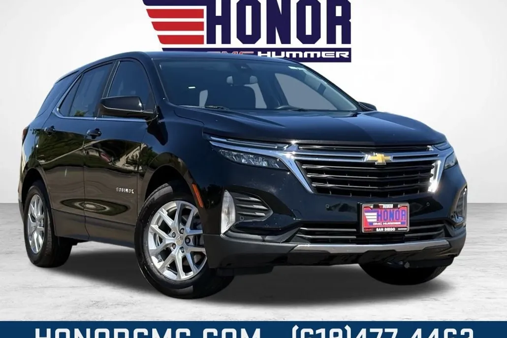 2024 Chevrolet Equinox LT photo 1