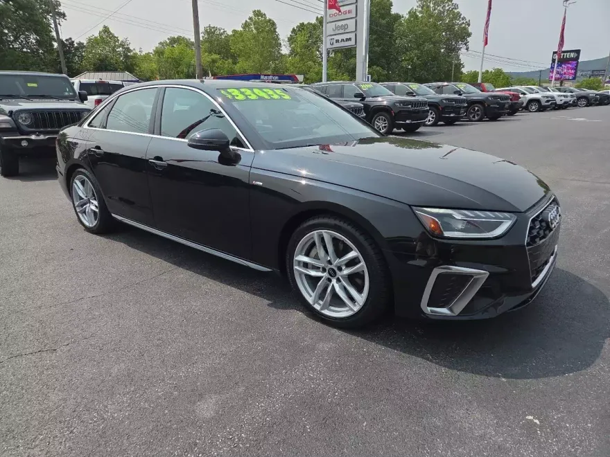 2024 Audi A4 S line Premium Plus 45 TFSI Quattro photo 1