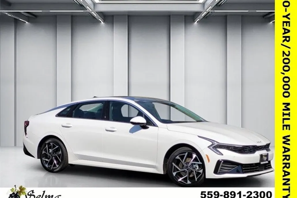 2026 Kia K5 EX photo 1