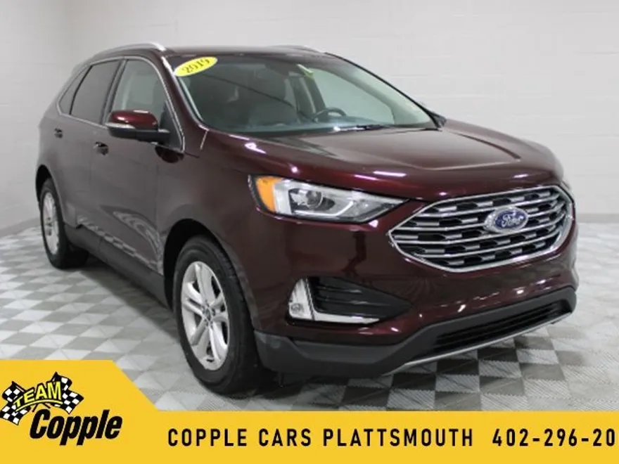 2019 Ford Edge SEL photo 1