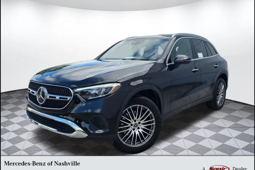 2026 Mercedes Benz GLC 300 4MATIC photo 1