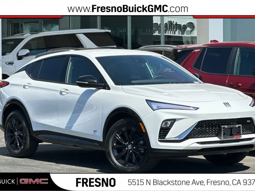 2025 Buick Envista ST photo 1