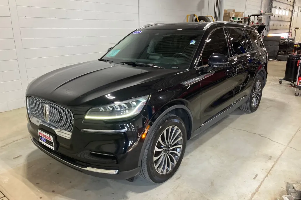 2022 Lincoln Aviator Base photo 1