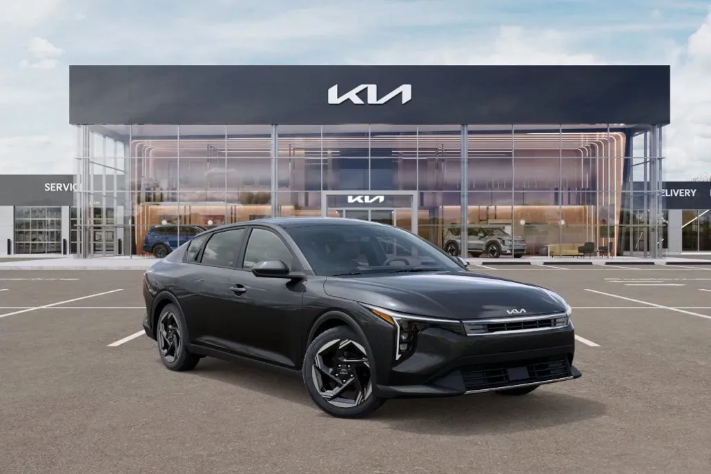 2025 Kia K4 EX photo 1