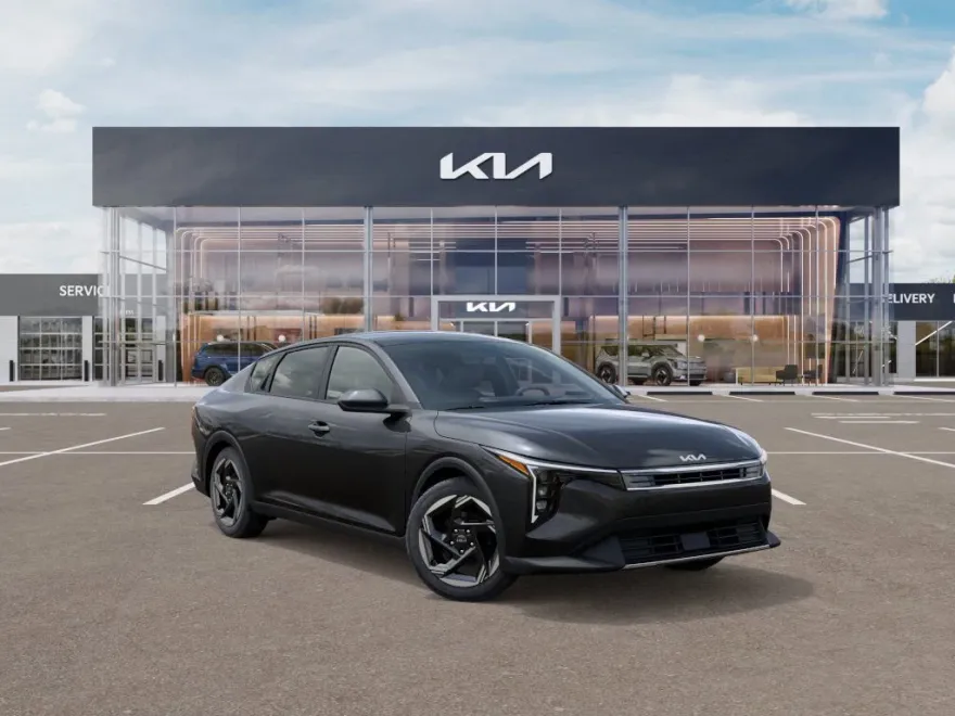 2025 Kia K4 EX photo 1