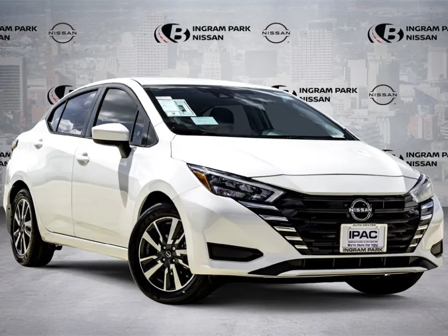 2025 Nissan Versa SV photo 1