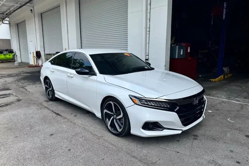 2022 Honda Accord Sport photo 1