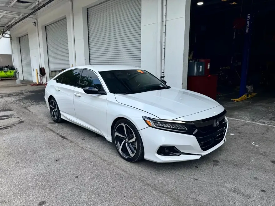 2022 Honda Accord Sport photo 1
