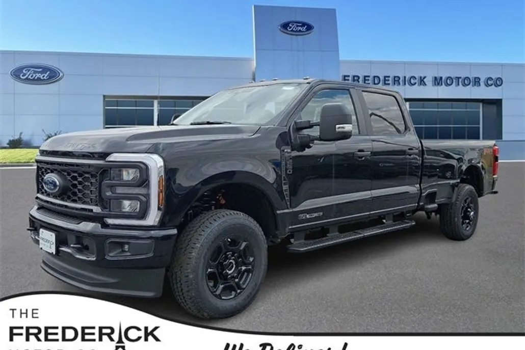 2025 Ford F-250 photo 1