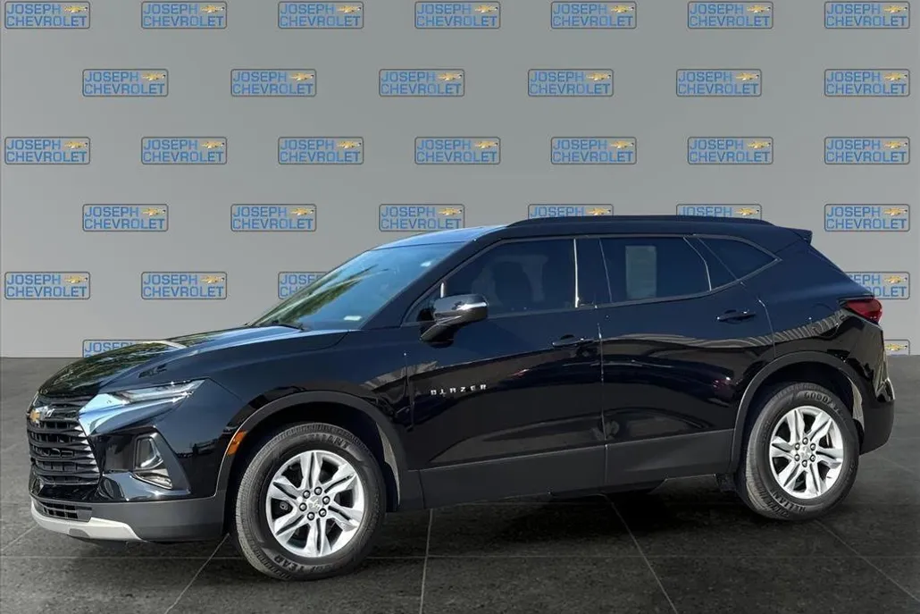 2021 Chevrolet Blazer 1LT photo 1